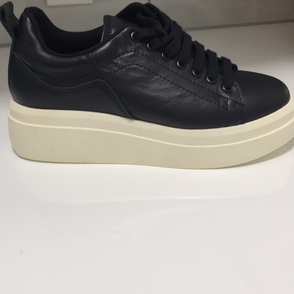 NWOT Zara leather platform sneakers - Picture 2 of 10